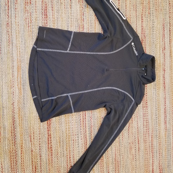 Columbia golf pull over - Picture 1 of 3
